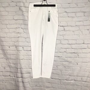 Tractr White Diane Slim Mid Rise Jeans 8/29 NWT